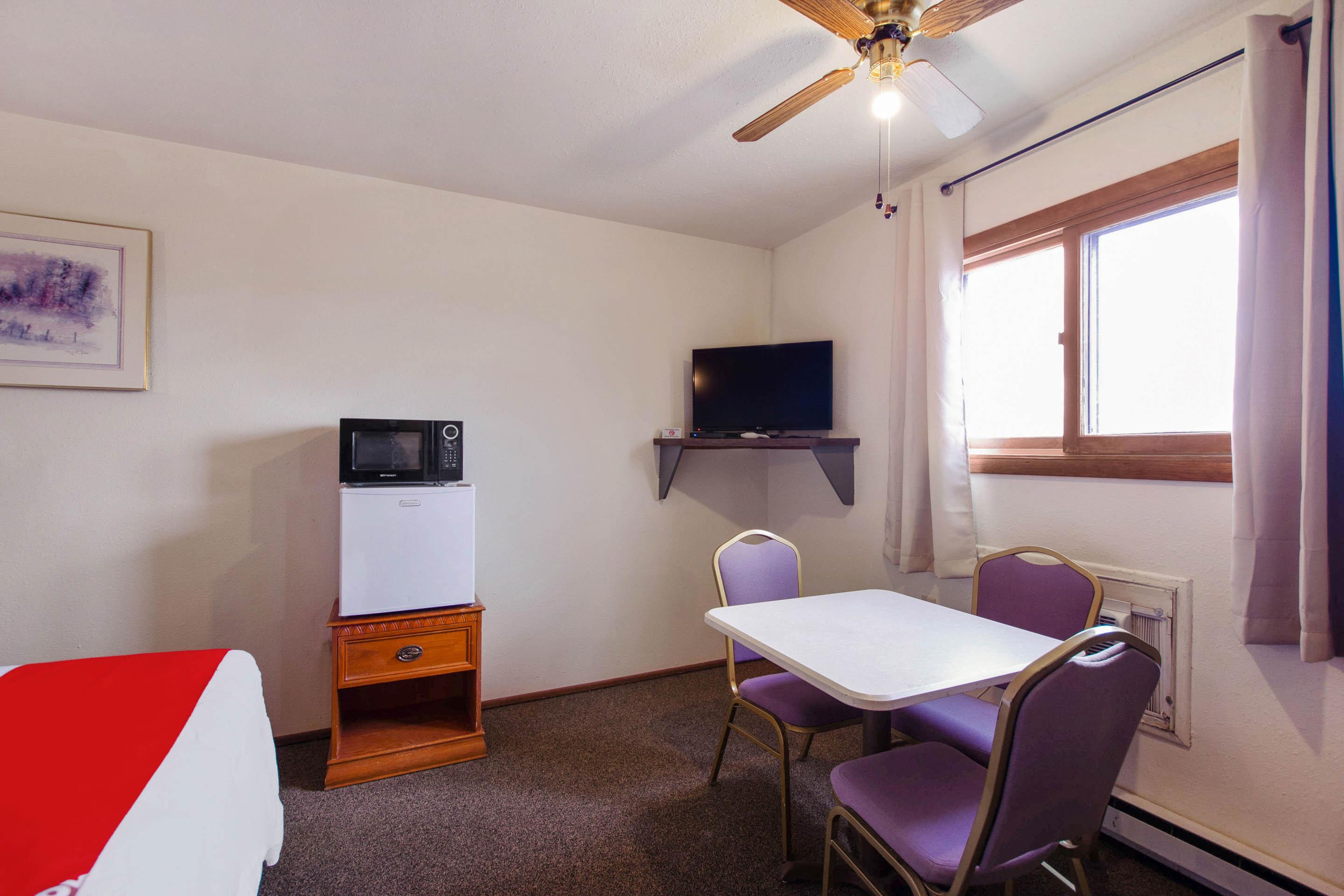 Oyo Hotel Cheyenne Wells - Us 40 Екстер'єр фото