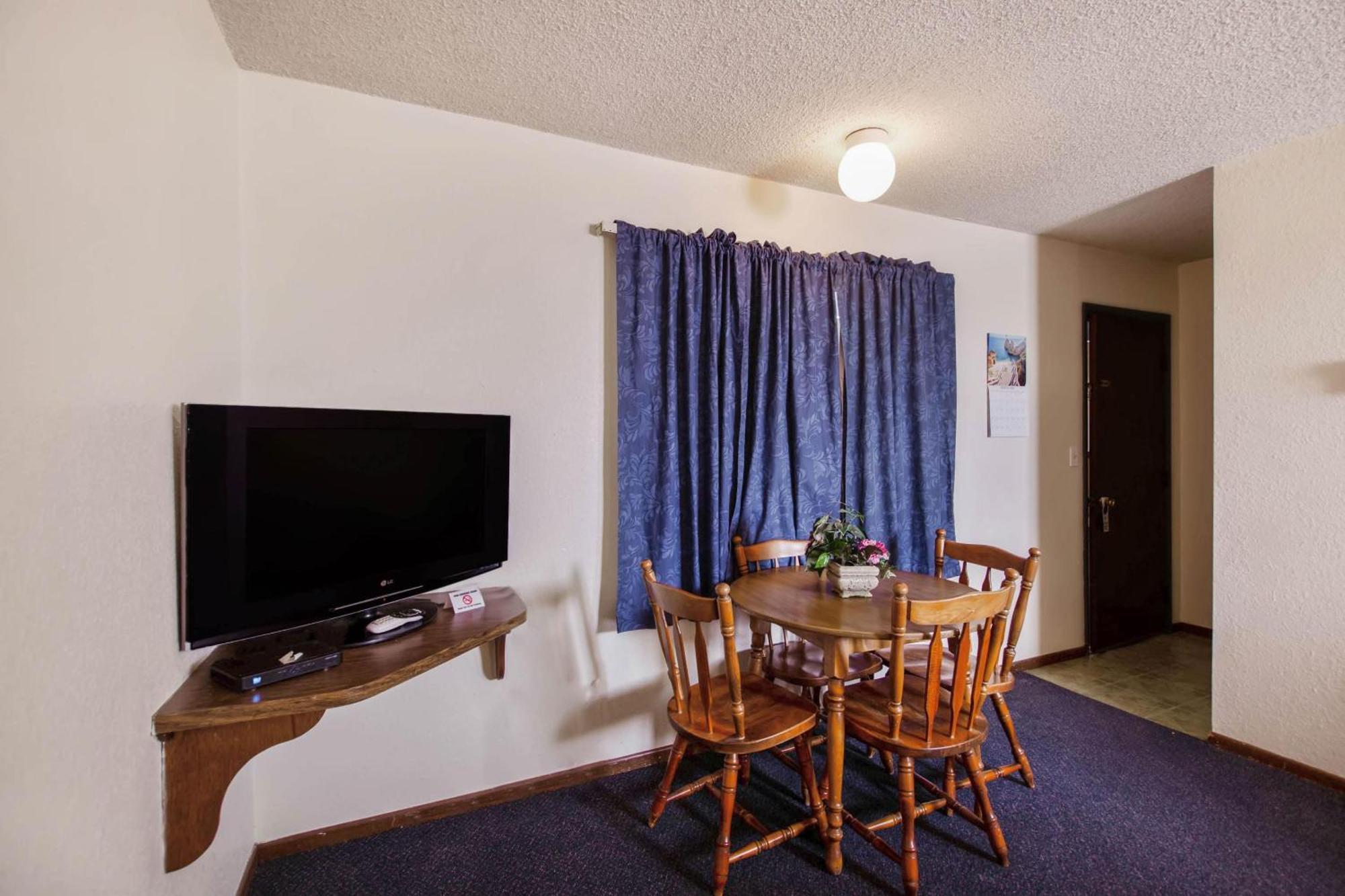 Oyo Hotel Cheyenne Wells - Us 40 Екстер'єр фото