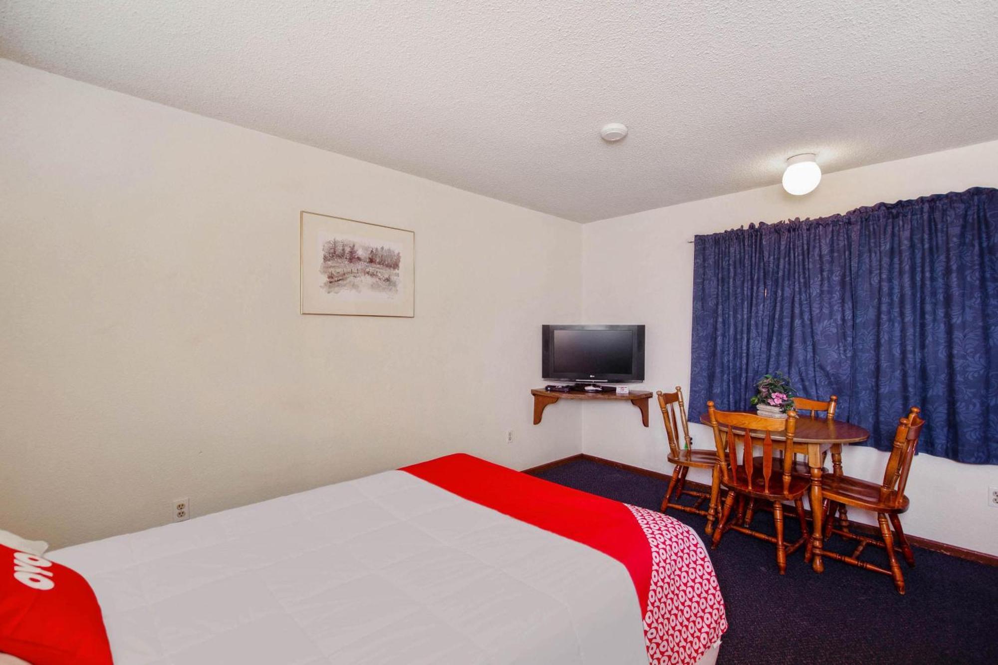 Oyo Hotel Cheyenne Wells - Us 40 Екстер'єр фото