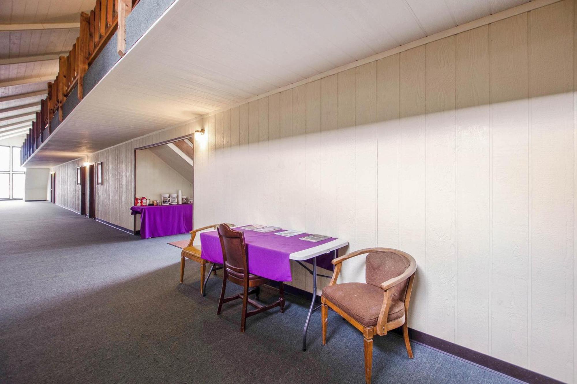 Oyo Hotel Cheyenne Wells - Us 40 Екстер'єр фото