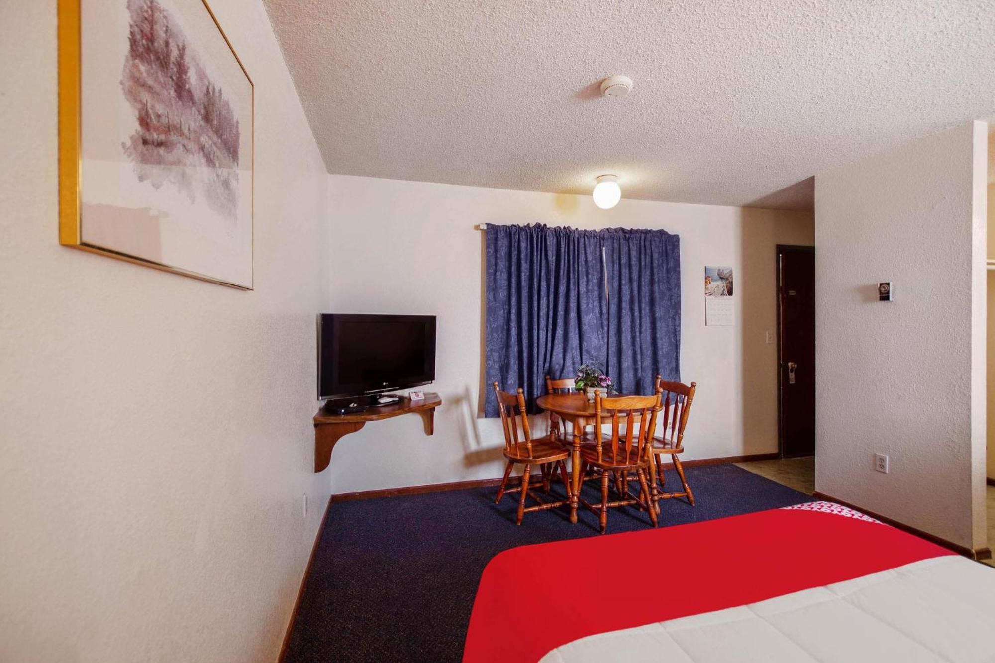 Oyo Hotel Cheyenne Wells - Us 40 Екстер'єр фото